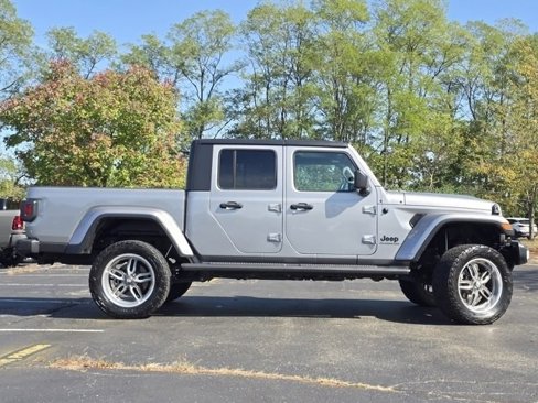 Used 2020 Jeep Gladiator Sport w/ Quick Order Package 24S image 28