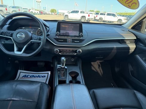 Used 2019 Nissan Altima 2.0 SR image 15