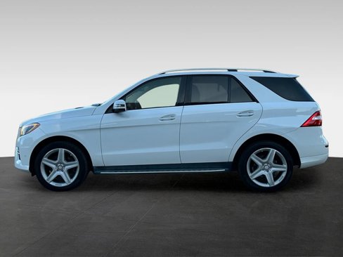 Used 2015 Mercedes-Benz ML 400 4MATIC image 4