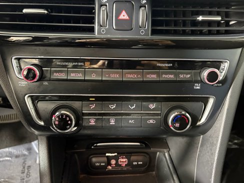 Used 2019 Kia Optima LX image 18