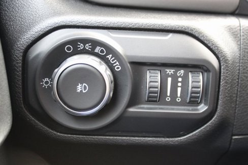 Used 2021 Jeep Wrangler Unlimited Sport image 16
