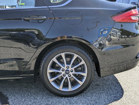 Used 2017 Ford Fusion S image 33