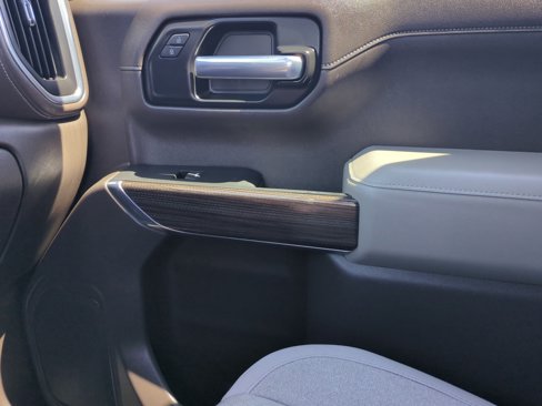 Used 2020 Chevrolet Silverado 1500 LT w/ All-Star Edition image 16