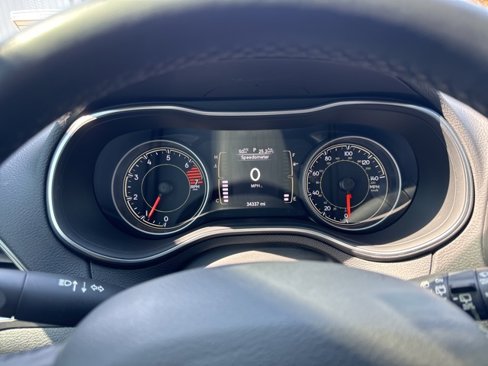 Used 2021 Jeep Cherokee Latitude Plus image 16