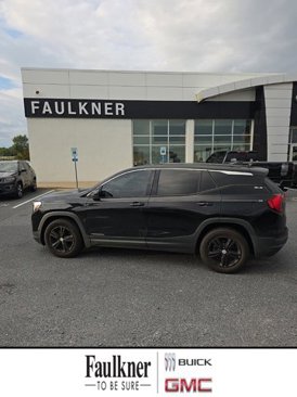 Used 2018 GMC Terrain SLE image 1