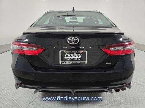 Used 2021 Toyota Camry SE image 5