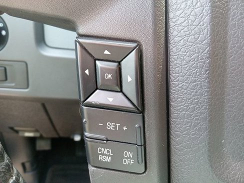 Used 2013 Ford F150 XLT w/ Luxury Equipment Group image 17