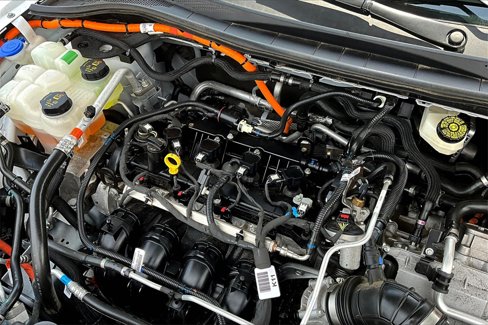 Used 2022 Ford Escape SE image 30