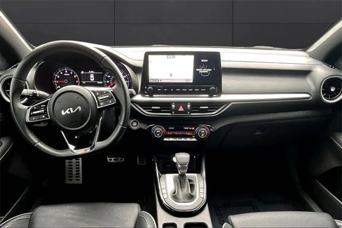 Used 2023 Kia Forte GT-Line w/ GT-Line Premium Package image 15