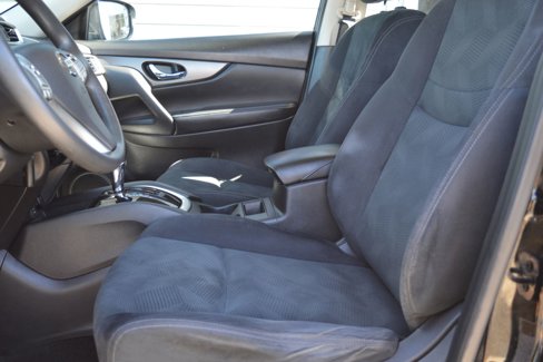 Used 2016 Nissan Rogue S image 12