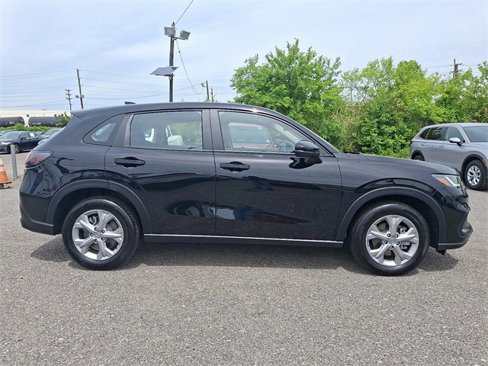 Certified 2025 Honda HR-V LX image 7