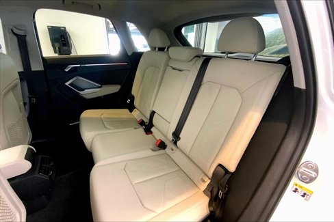 Used 2020 Audi Q3 2.0T Prestige w/ Prestige Package image 19