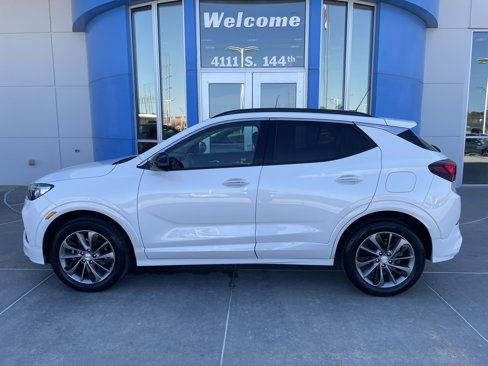 Used 2021 Buick Encore GX Essence w/ Sport Touring Package image 1