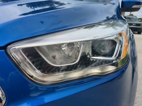 Used 2017 Ford Escape Titanium image 9