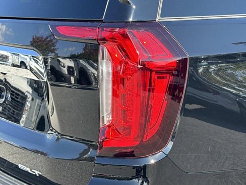 Used 2021 GMC Yukon SLT w/ SLT Luxury Plus Package image 9
