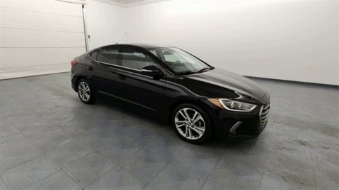 Used 2018 Hyundai Elantra Limited w/ Cargo Package image 2