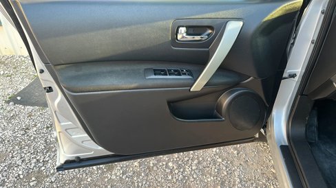 Used 2013 Nissan Rogue S w/ Special Edition Pkg image 2