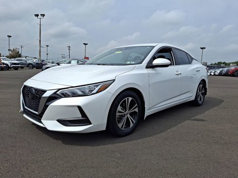 Used 2022 Nissan Sentra SV image 3