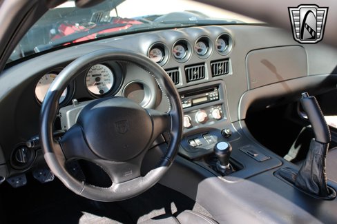 Used 1997 Dodge Viper GTS image 24