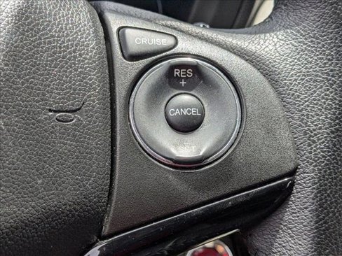 Used 2016 Honda HR-V EX-L image 10