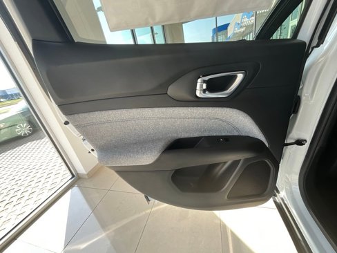 New 2025 Jeep Compass Sport image 18