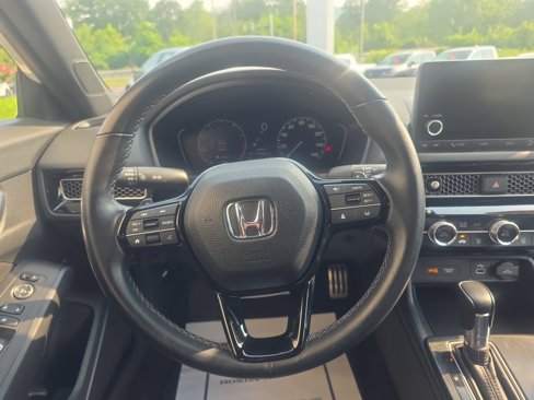 Used 2023 Honda Civic Sport image 17