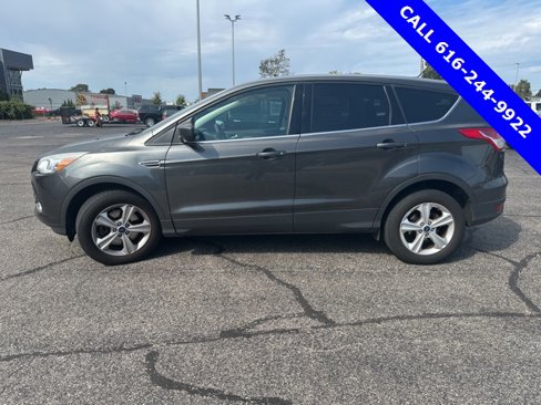 Used 2015 Ford Escape SE image 7