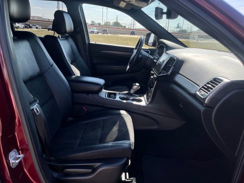 Used 2019 Jeep Grand Cherokee Altitude image 34