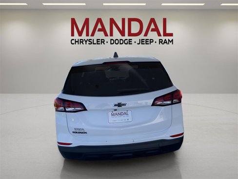Used 2023 Chevrolet Equinox LS w/ LS Convenience Package image 9