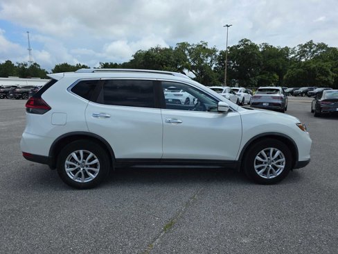 Used 2019 Nissan Rogue SV image 9
