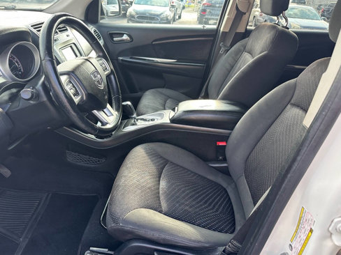 Used 2018 Dodge Journey SE w/ Popular Equipment Group image 15