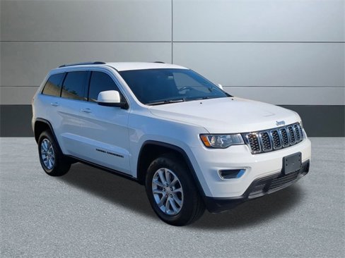 Used 2021 Jeep Grand Cherokee Laredo image 8