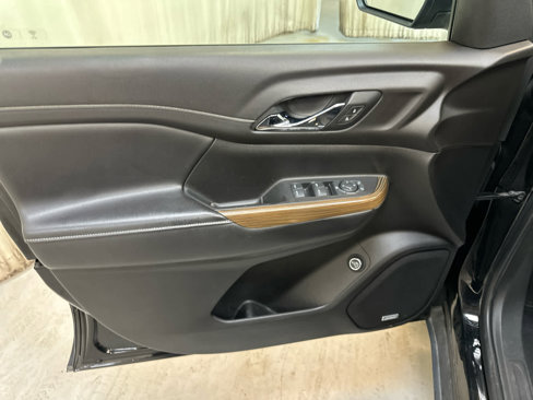Used 2019 GMC Acadia SLE w/ Driver Alert Package I image 27