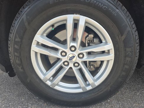 Used 2023 Ford Explorer XLT w/ Equipment Group 202A image 40