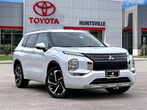 Used 2022 Mitsubishi Outlander SEL image 1