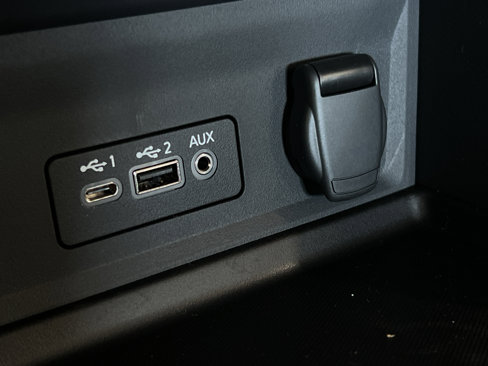 New 2025 Nissan Sentra SV image 23