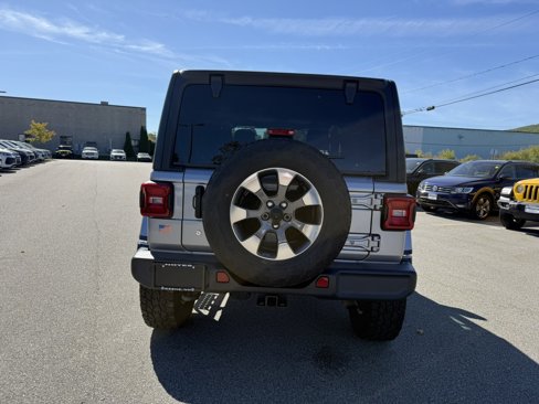 Used 2018 Jeep Wrangler Unlimited Sahara w/ Dual Top Group image 6