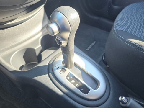Used 2015 Nissan Versa Note SV image 33
