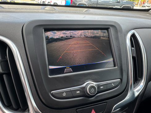 Used 2021 Chevrolet Equinox LT w/ Driver Convenience Package image 27