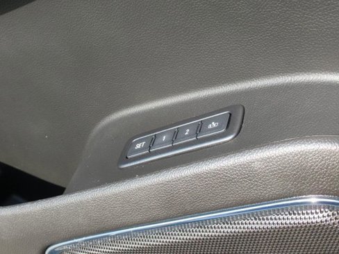 Used 2018 Chevrolet Tahoe Premier image 29