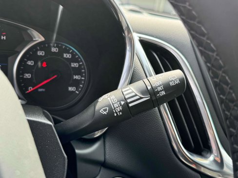 Used 2023 Chevrolet Equinox LT image 23