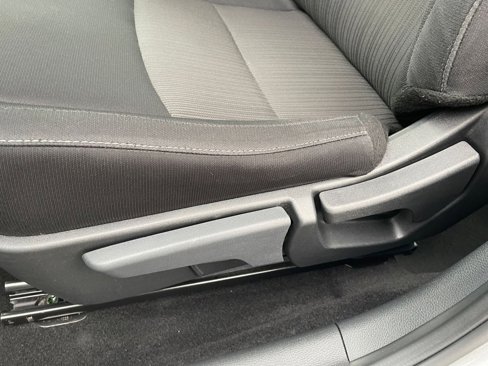 Used 2024 Nissan Sentra SV image 23