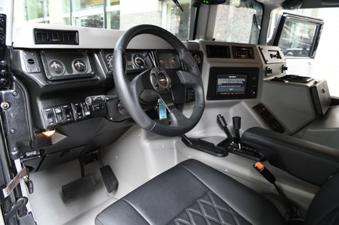 Used 2002 HUMMER H1 4-Door Wagon image 13