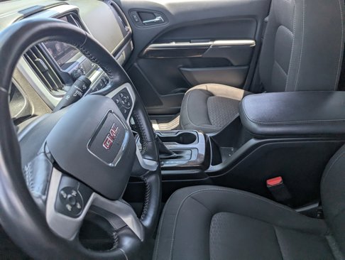 Used 2022 GMC Canyon Elevation image 16