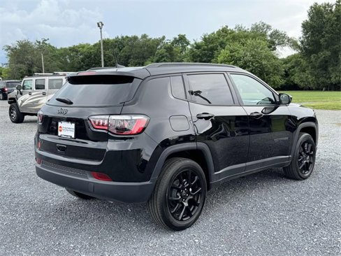 New 2025 Jeep Compass Latitude w/ Altitude Special Edition image 19