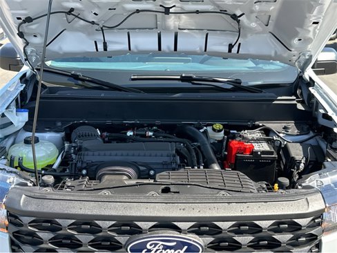 New 2025 Ford Maverick XLT image 41