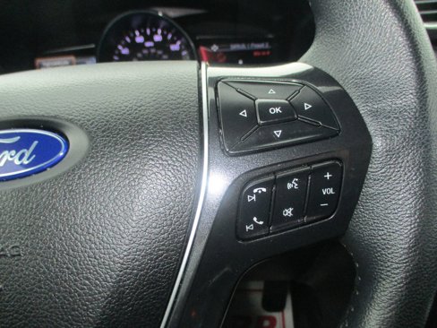 Used 2018 Ford Explorer Limited w/ Ford Safe & Smart Package image 12