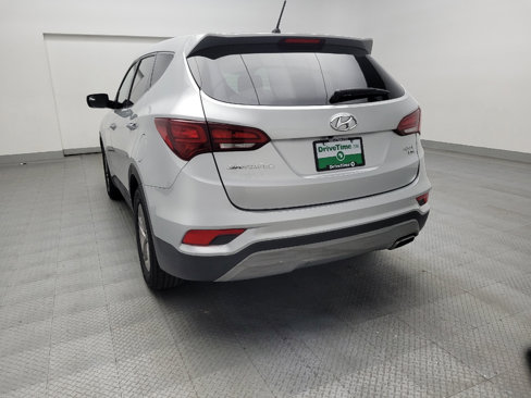 Used 2018 Hyundai Santa Fe Sport image 6