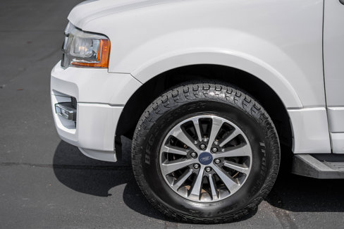Used 2017 Ford Expedition XLT image 9