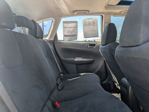 Used 2011 Subaru Impreza 2.5i Premium image 12
